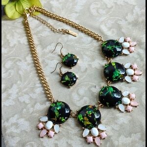 Mika Green Spec Statement Necklace Earrings Set